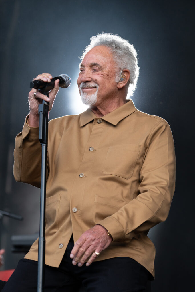 Norwich Concert Photography by Lee Blanchflower of Blanc Creative. Tom Jones Concert Photos 2024. Ages and Stages Tour