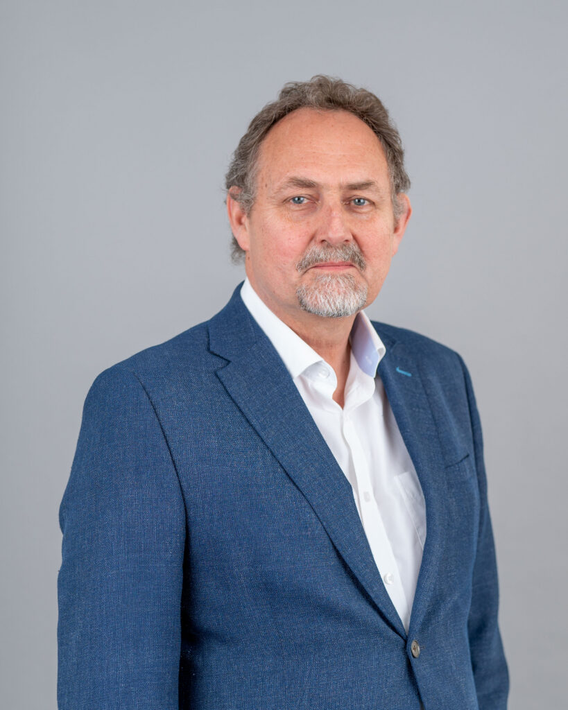 How to Maximise Your Return on formal headshots and natural portraits. Why your company needs professional headshots.