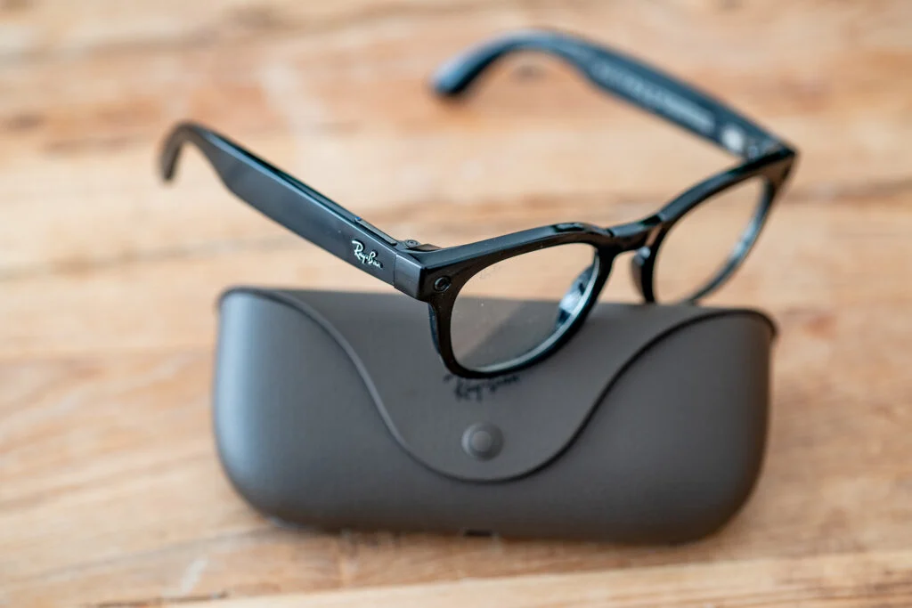 UK Law - Meta Glasses receive backlash over privacy concerns and banned from Wetherspoons Pubs cross England 